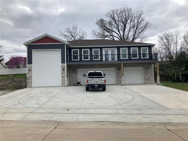 Primary Photo - 705 Pleasant Valley Drive