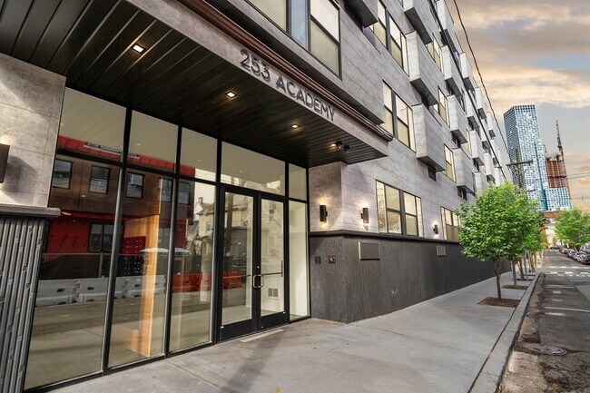 Building Photo - 253 Academy St