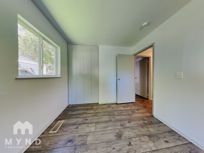 Building Photo - 8524 Georgiana Ln