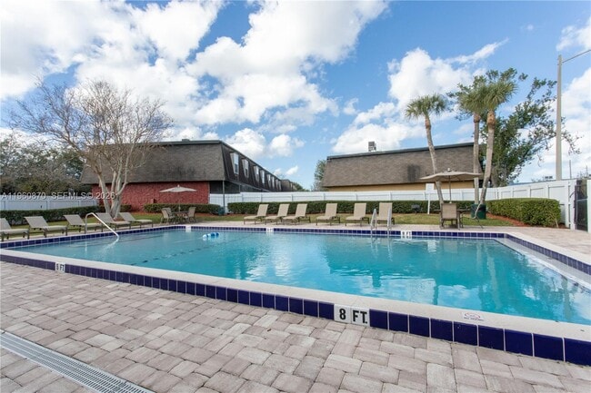 Building Photo - 1863 S Semoran Blvd