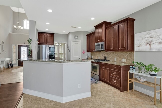 Building Photo - 29030 Davenport Dr