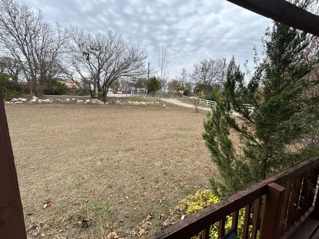 Building Photo - 2595 Bryant St