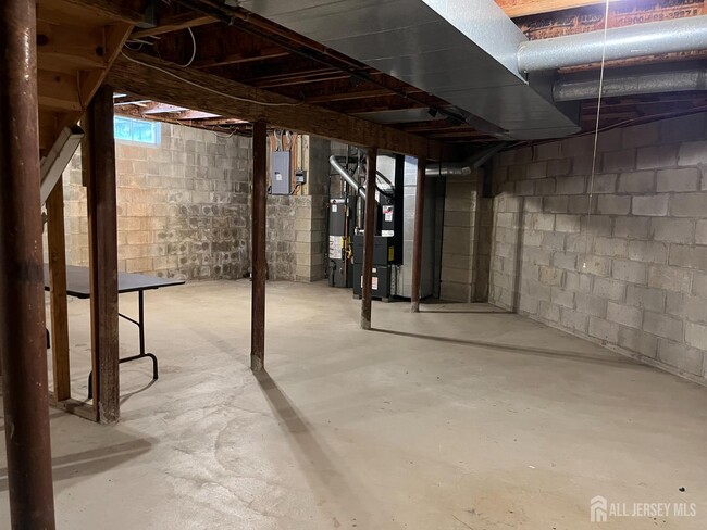Building Photo - 46 Ironwood Ct