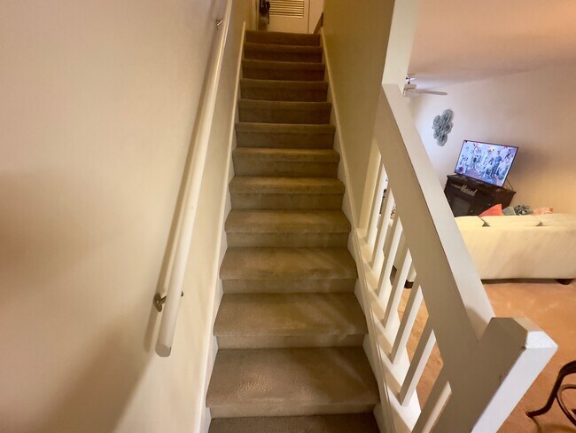 Building Photo - 12311 Kensington Lakes Dr