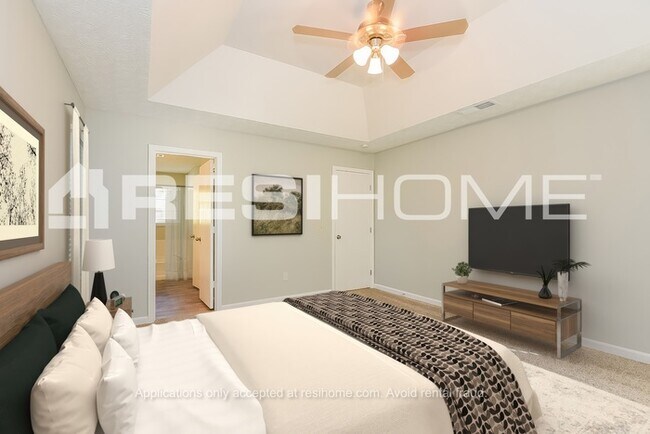 Building Photo - 1841 Killarney Dr SW