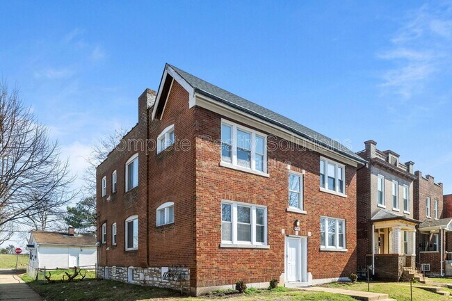 Building Photo - 4102 California Ave