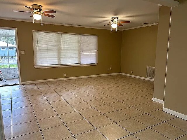 Building Photo - 3056 Farcott St