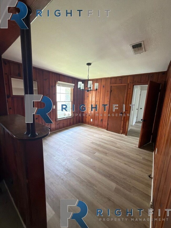 Building Photo - Newly Renovated House in Texarkana