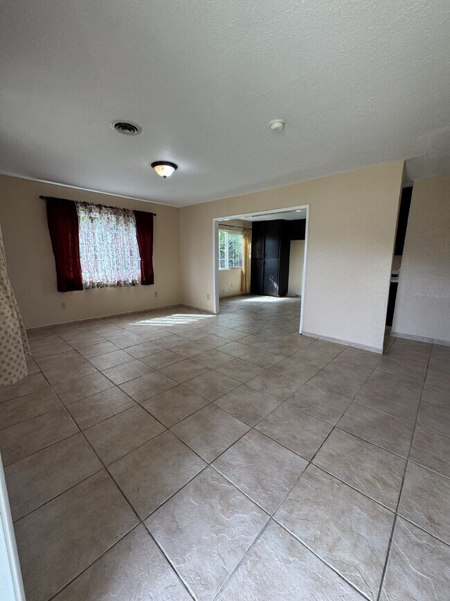 Primary Photo - Water, sewer, garbage and landscaping is i...