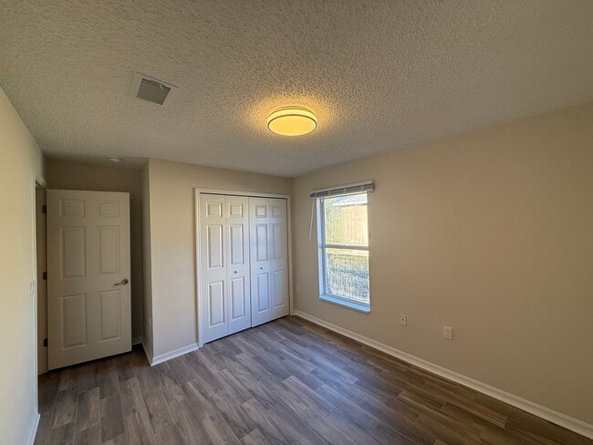 Building Photo - 48 Pennsylvania Ln