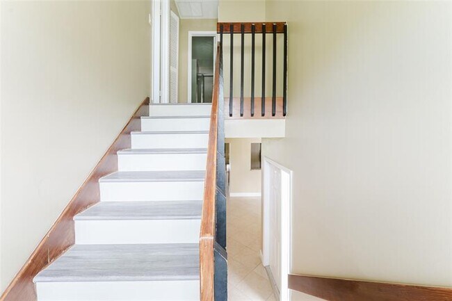 Building Photo - 9313 Ketay Cir