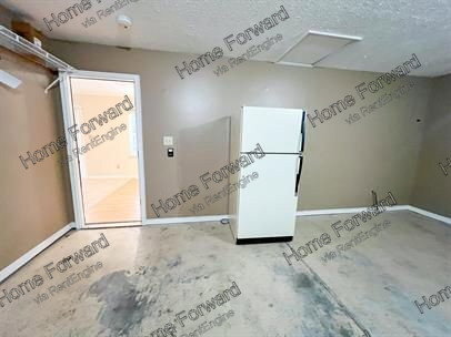 Building Photo - 3005 Crab Apple Ct