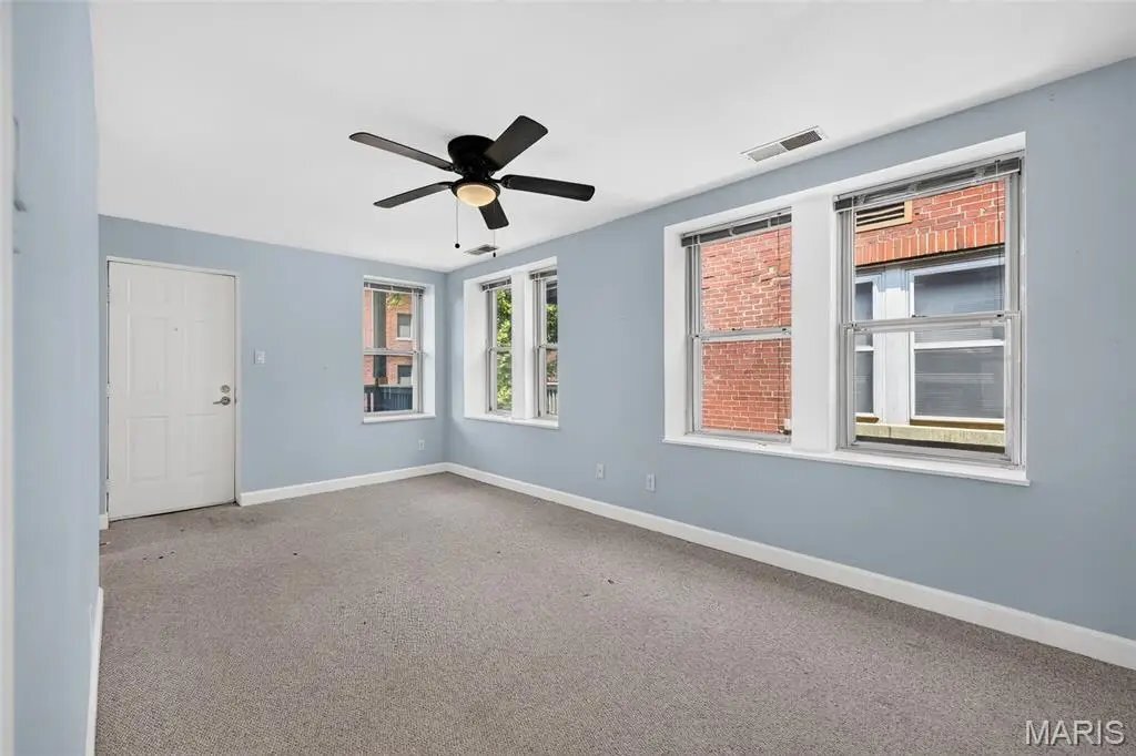 Building Photo - 5360 Pershing Ave