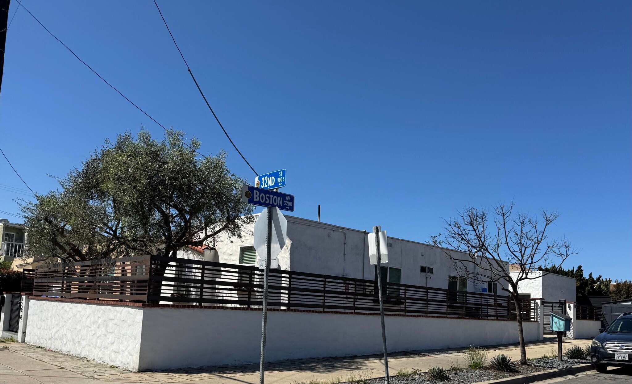 Building Photo - 1208 S 32nd St