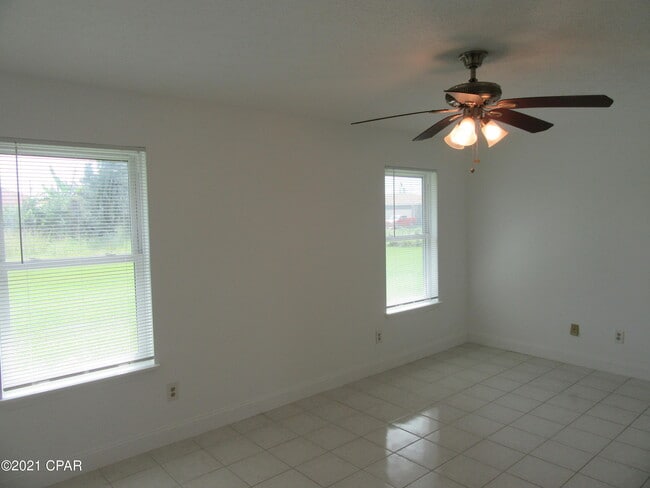 Building Photo - 3218 Game Farm Rd
