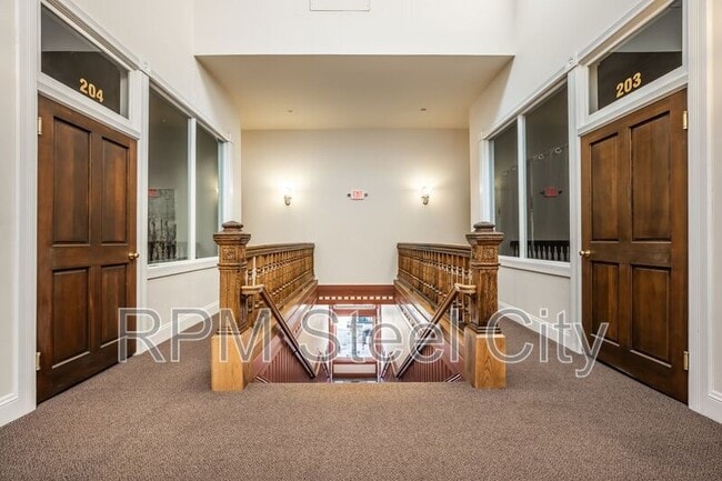 Building Photo - 226-228 S Union Ave