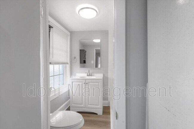 Building Photo - 70 Merchants Ave