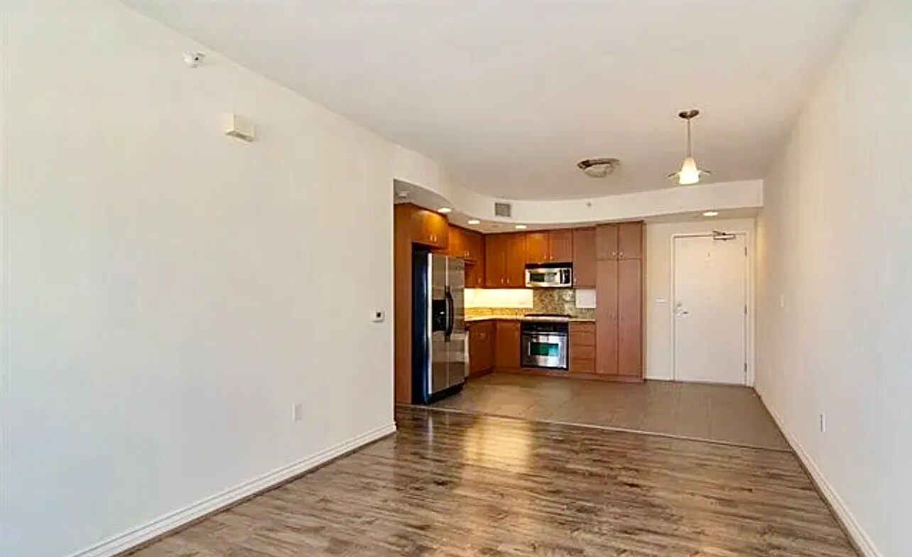 Building Photo - 550 15th St