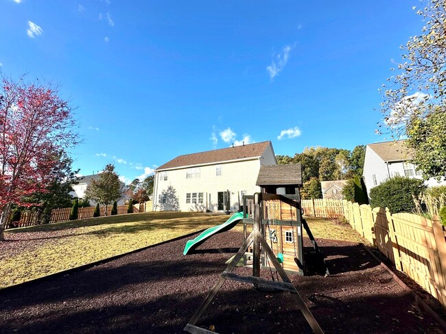 Building Photo - 311 Palmerston Ln