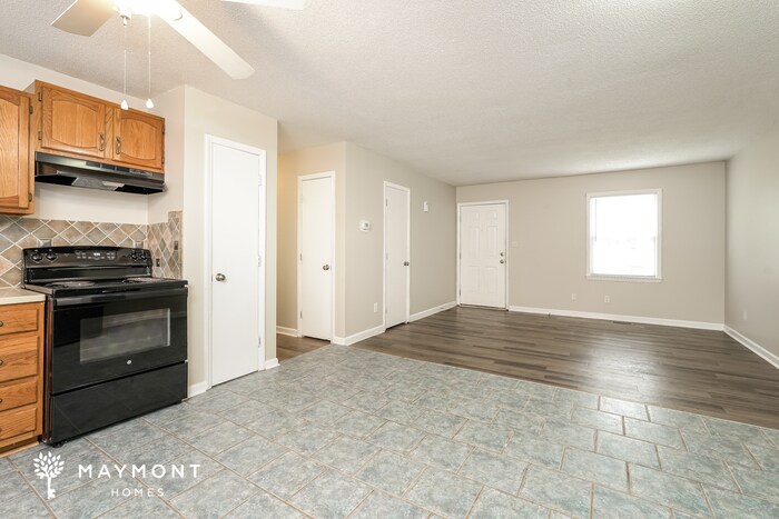 Building Photo - 2010 Glenside Dr