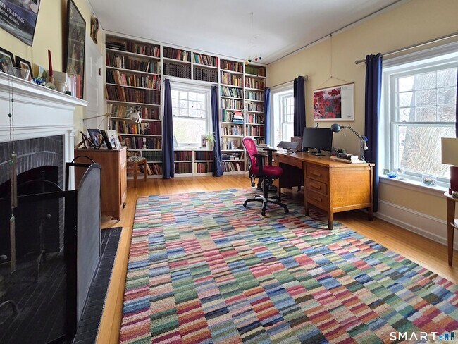 Building Photo - 82 Edgehill Rd