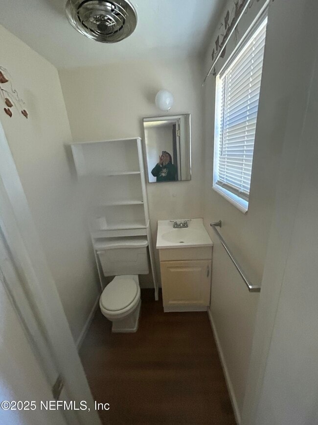 Building Photo - 258 Capella Rd