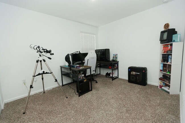 Building Photo - For Rent | Like-New 3BR/2BA Home in The Arbors – Northside Jacksonville