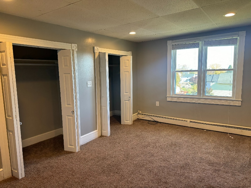 Building Photo - 100 S Nesbitt St