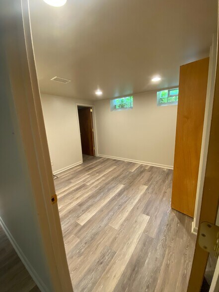 Basement office/workout room - 2534 Oliver Rd