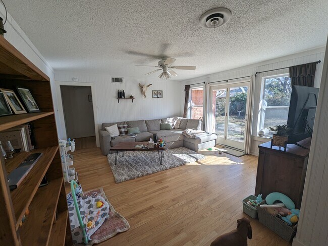 Building Photo - 2956 Randy Lane