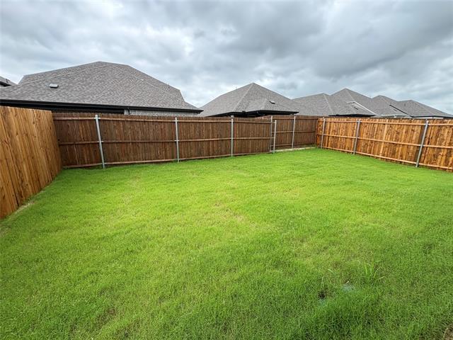 Building Photo - 120 Greenbriar Dr