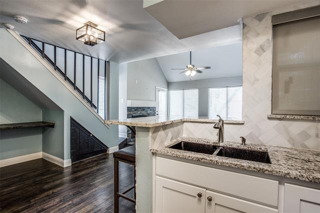 Building Photo - 2305 Basil Dr