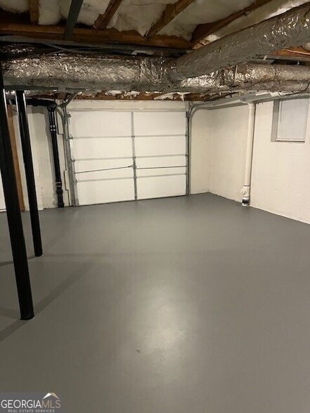 Building Photo - 635 Birchwood Ln SW