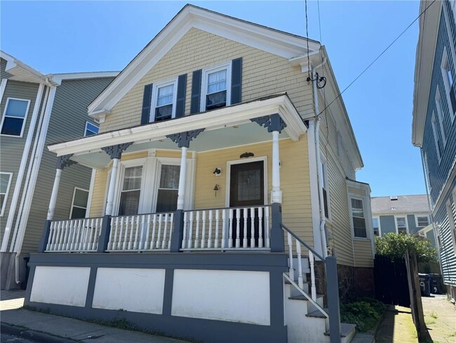 Primary Photo - 11 Ann St