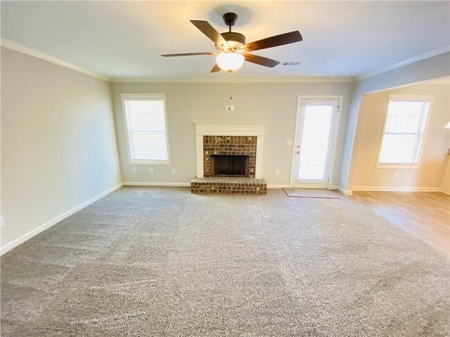 Building Photo - 1825 Miller Lake Dr