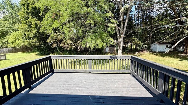 Building Photo - 104 Finwood Dr