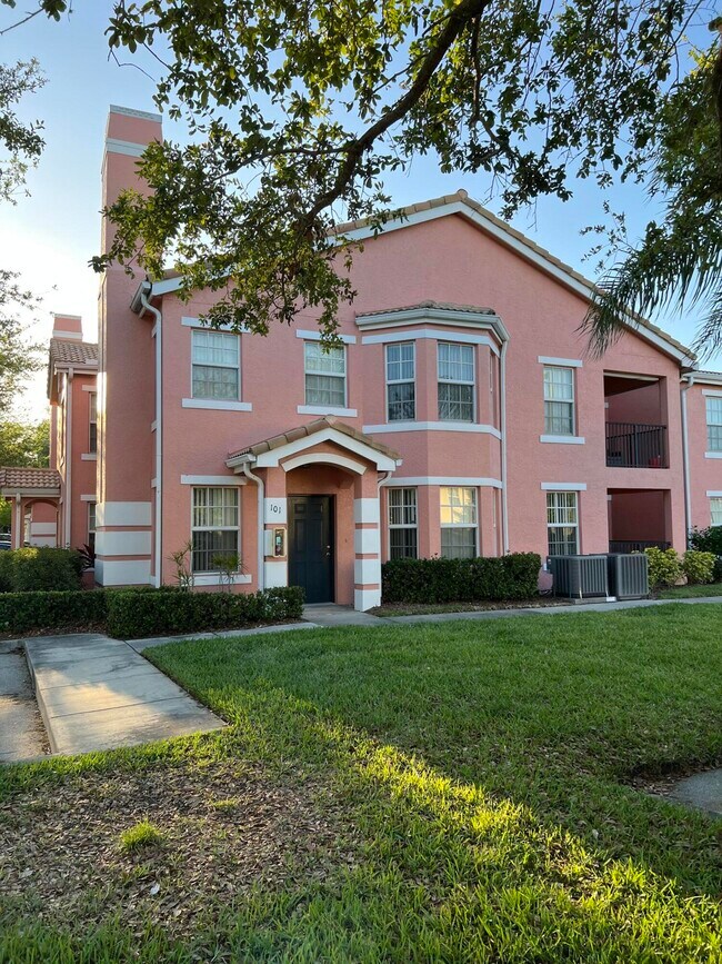 Primary Photo - 156 SW Peacock Blvd
