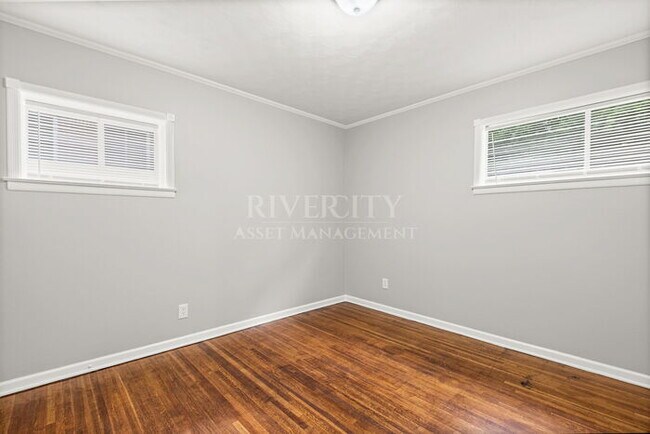 Building Photo - GORGEOUS HOME LOCATED IN RALEIGH NEAR CRAIGMONT DR!!! SECTION 8 WELCOMED!!!