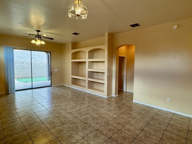 Building Photo - 10451 S Frontier Ranch Pl