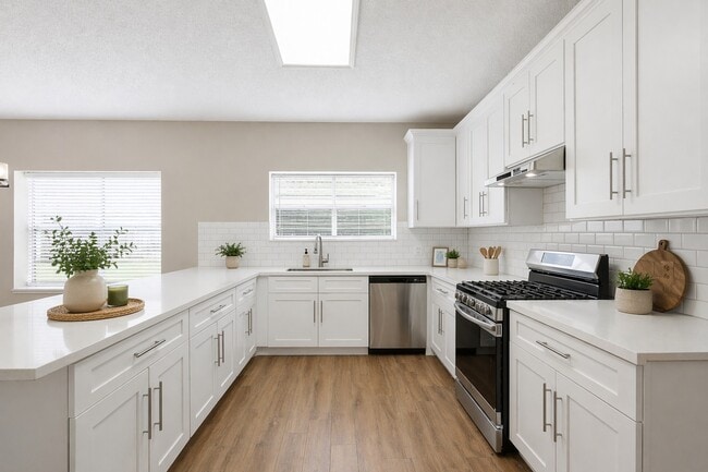 Building Photo - 2802 Grants River Cir