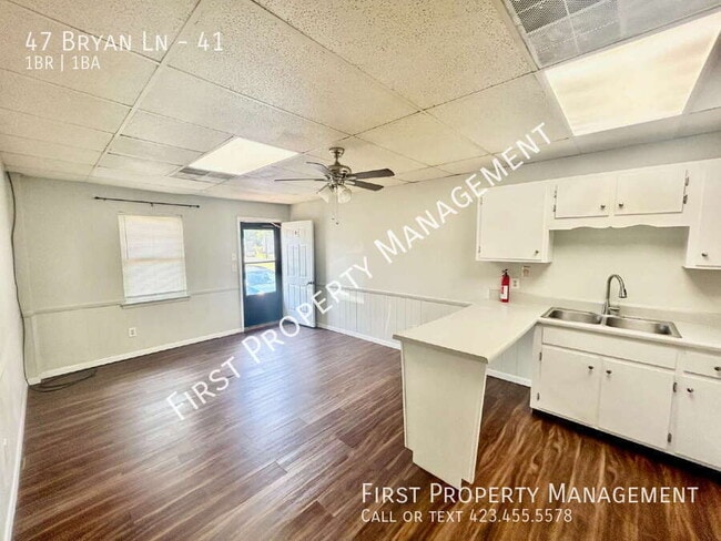 Building Photo - 47 Bryan Ln