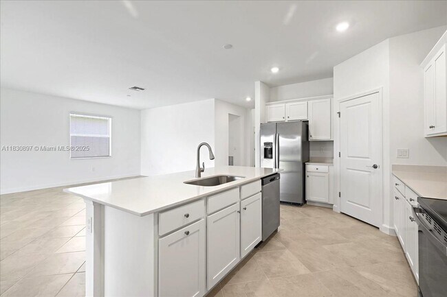 Building Photo - 20524 Copperhead Dr