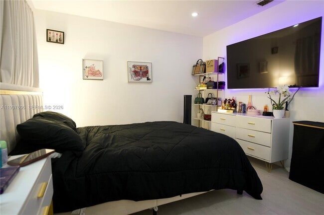 Building Photo - 18499 NW 52nd Path