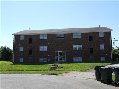 Primary Photo - Courtside Apartments