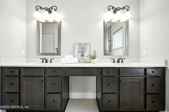 Building Photo - 24 Tradesman Ln