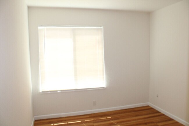 Building Photo - 2152 Blue Jay Cir., Pinole, CA 94564