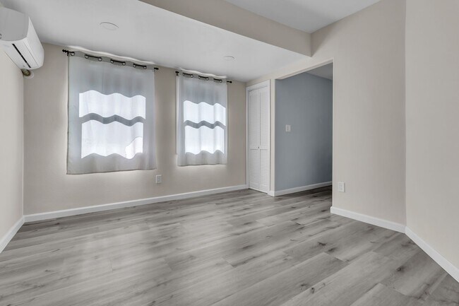 Building Photo - 4510 Tourmaline St