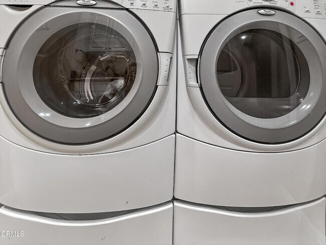 Building Photo - 1399 Cordova St