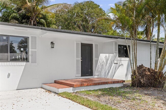 Building Photo - 14171 SW 37th Ct