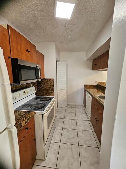 Building Photo - 11582 NW 44th St